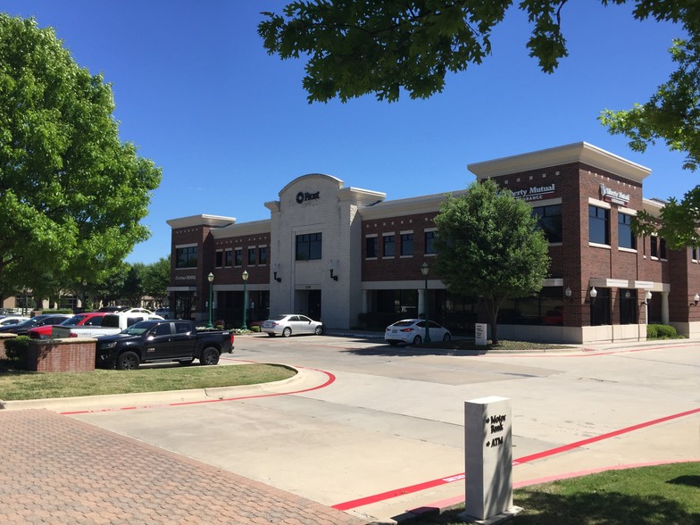 1240 Keller Pky, Keller, TX à louer - Photo de l’immeuble – Image 1 sur 2