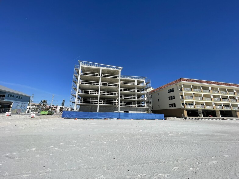 14046 Gulf Blvd, Madeira Beach, FL à vendre - Photo de la construction – Image 3 sur 11