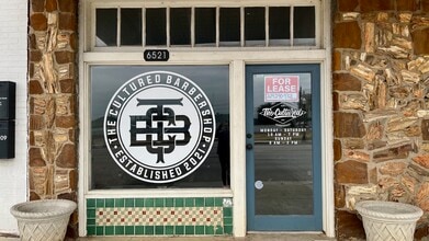 6523-6709 E Lancaster Ave, Fort Worth, TX à louer Photo intérieure– Image 2 sur 3