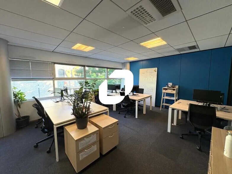 Bureau dans Lyon à louer - Photo de l’immeuble – Image 1 sur 18