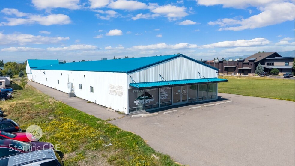 32 Western Village Ln, Columbia Falls, MT à vendre - Photo de l’immeuble – Image 2 sur 20