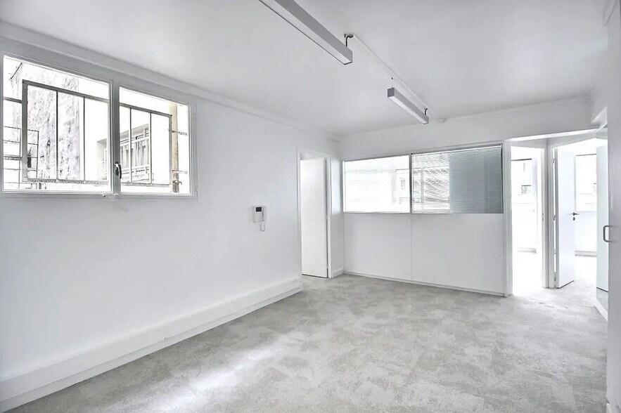 Bureau dans Paris à louer - Photo de l’immeuble – Image 3 sur 7
