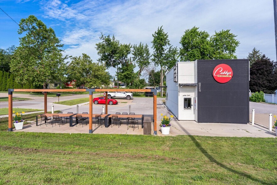 1803 S Center St, Marshalltown, IA à vendre - Photo de l’immeuble – Image 2 sur 33
