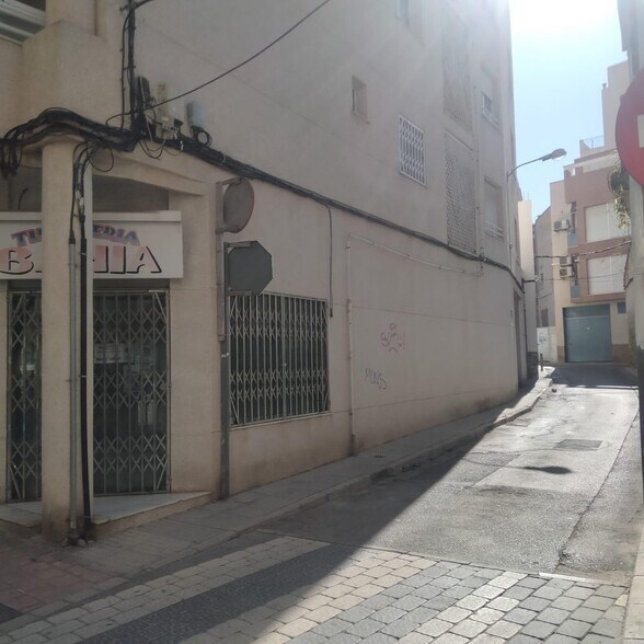 Local commercial dans Lorca, Murcia à vendre - Photo de l’immeuble – Image 3 sur 4