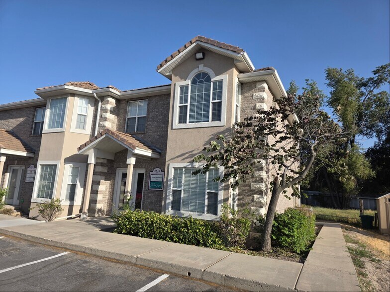 8841 S Redwood Rd, West Jordan, UT à vendre - Photo de l’immeuble – Image 1 sur 5