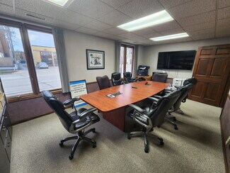 Plus de détails pour 105-107 S Madison St, Green Bay, WI - Bureau à louer
