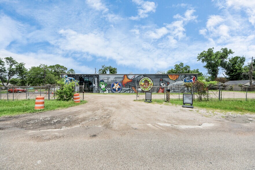 11730 Aldine Westfield Rd, Houston, TX à vendre - Photo de l’immeuble – Image 2 sur 50