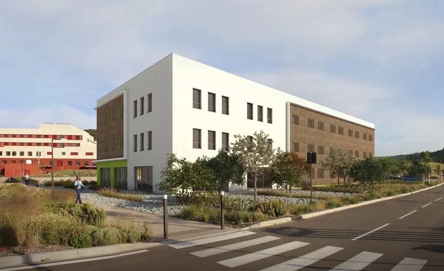 Bureau dans Montredon-des-Corbières à vendre Photo de l’immeuble– Image 1 sur 2