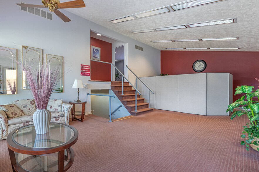 2105 Central Ave, Middletown, OH à vendre - Photo de l’immeuble – Image 3 sur 20
