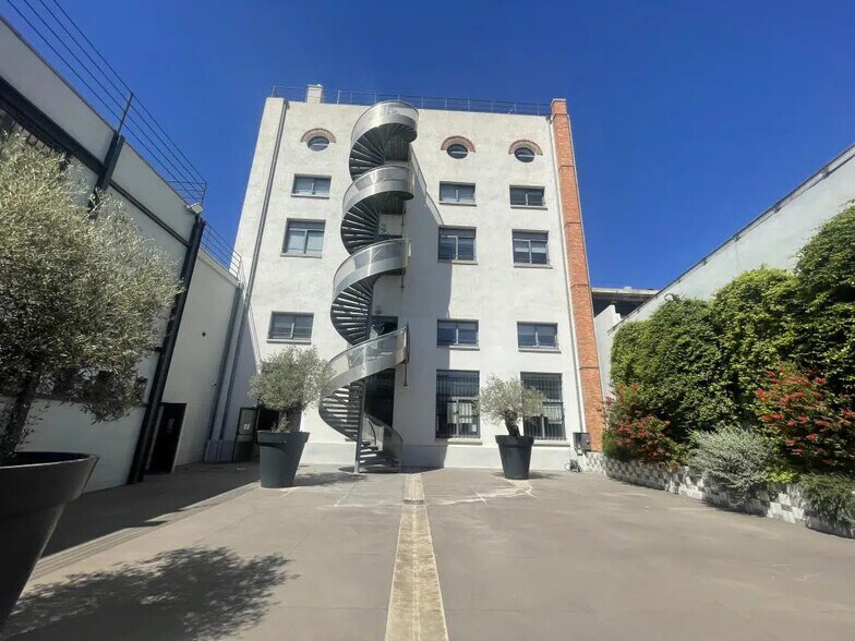 Bureau dans Marseille à louer - Photo de l’immeuble – Image 3 sur 20