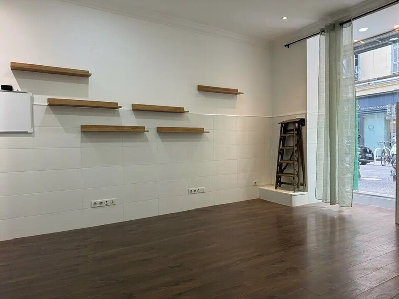 Local commercial dans Nice à louer - Photo intérieure – Image 2 sur 8