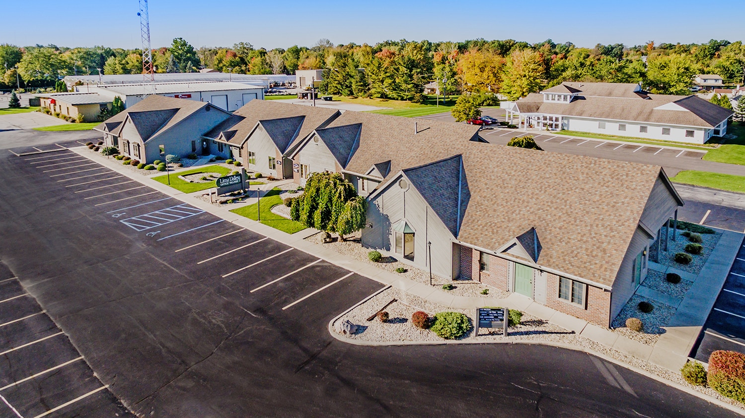 8109-8115 Lima Rd, Fort Wayne, IN à louer Photo principale– Image 1 sur 7