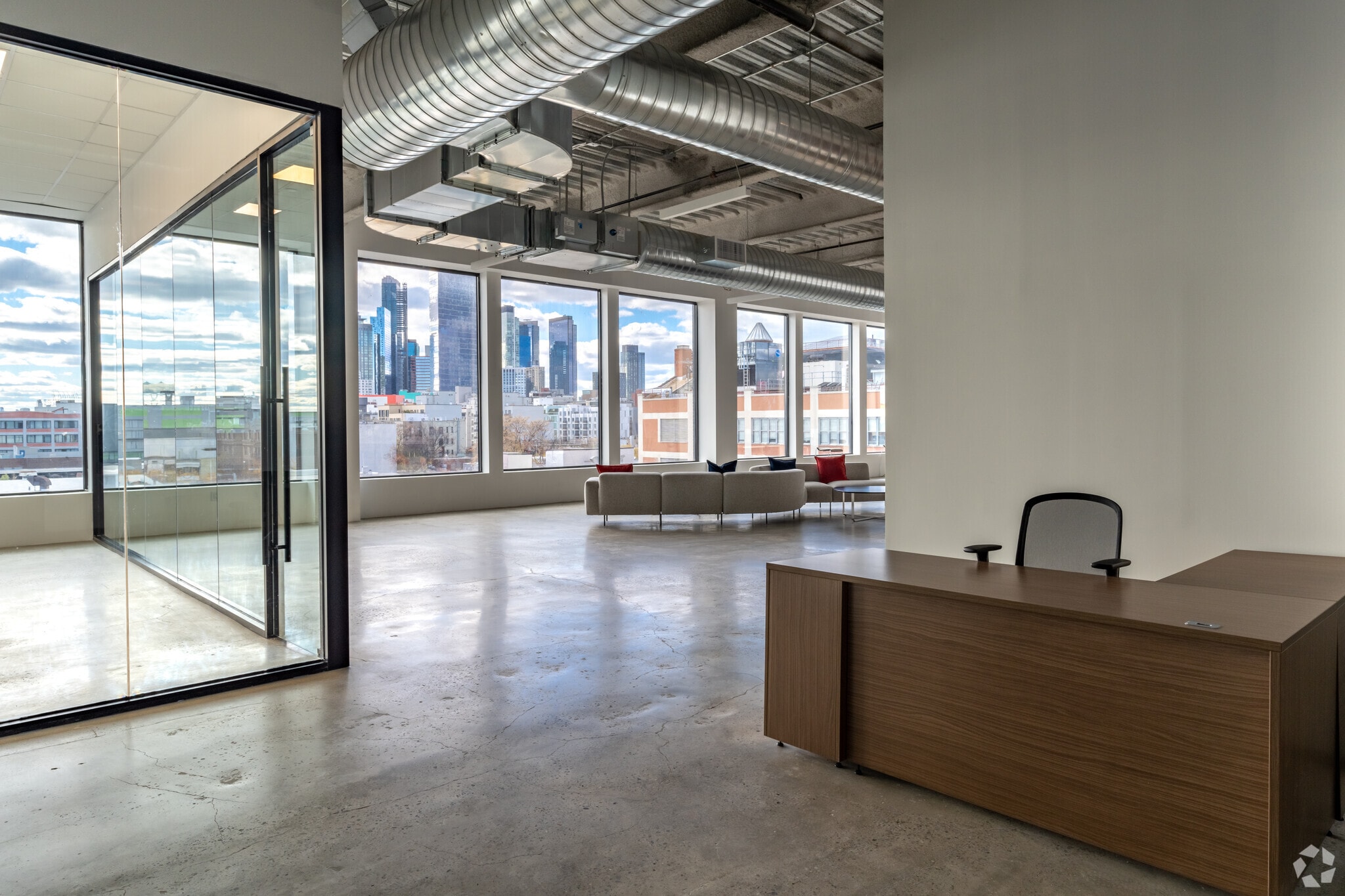 3501 36th Ave, Astoria, NY à louer Photo intérieure– Image 1 sur 9