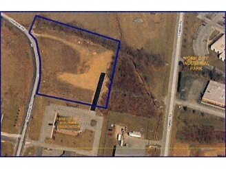560 Greenbriar Rd, York, PA à vendre Photo de l’immeuble– Image 1 sur 8