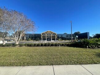 Plus de détails pour 2375 W International Speedway Blvd, Daytona Beach, FL - Local commercial à vendre