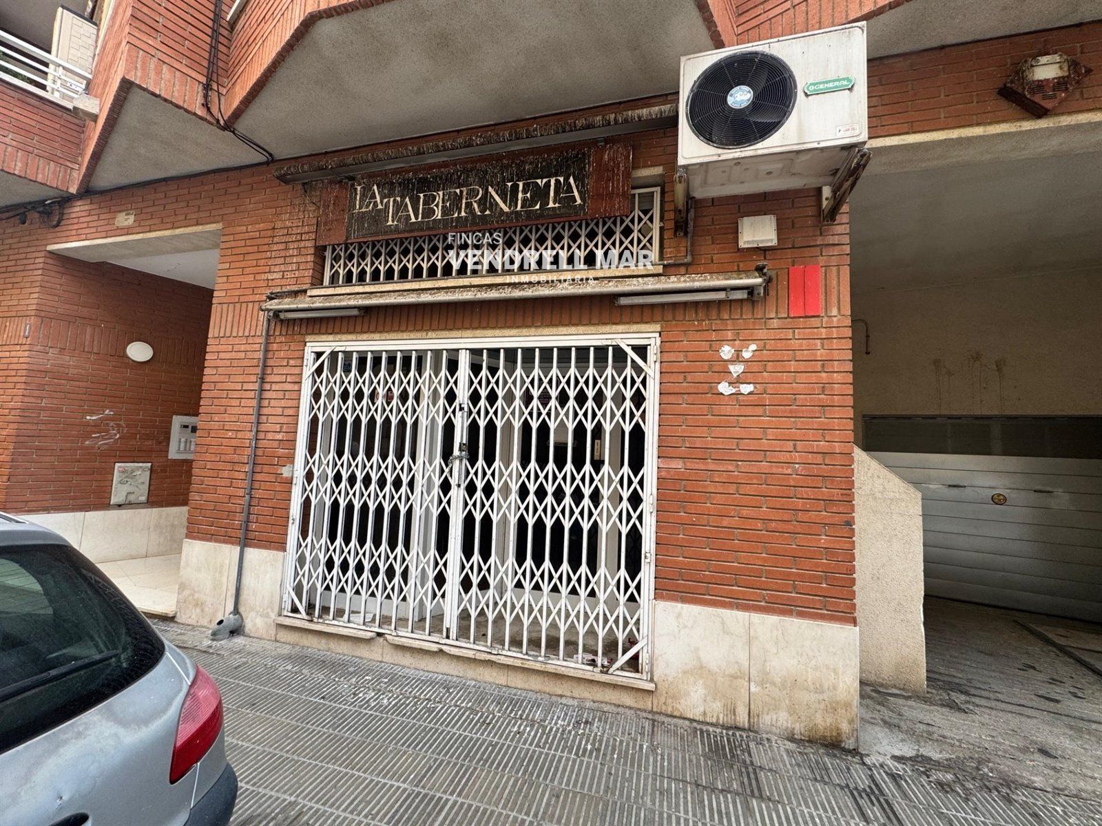 Immeuble residentiel dans El Vendrell, Tarragona à vendre Photo de l’immeuble– Image 1 sur 3