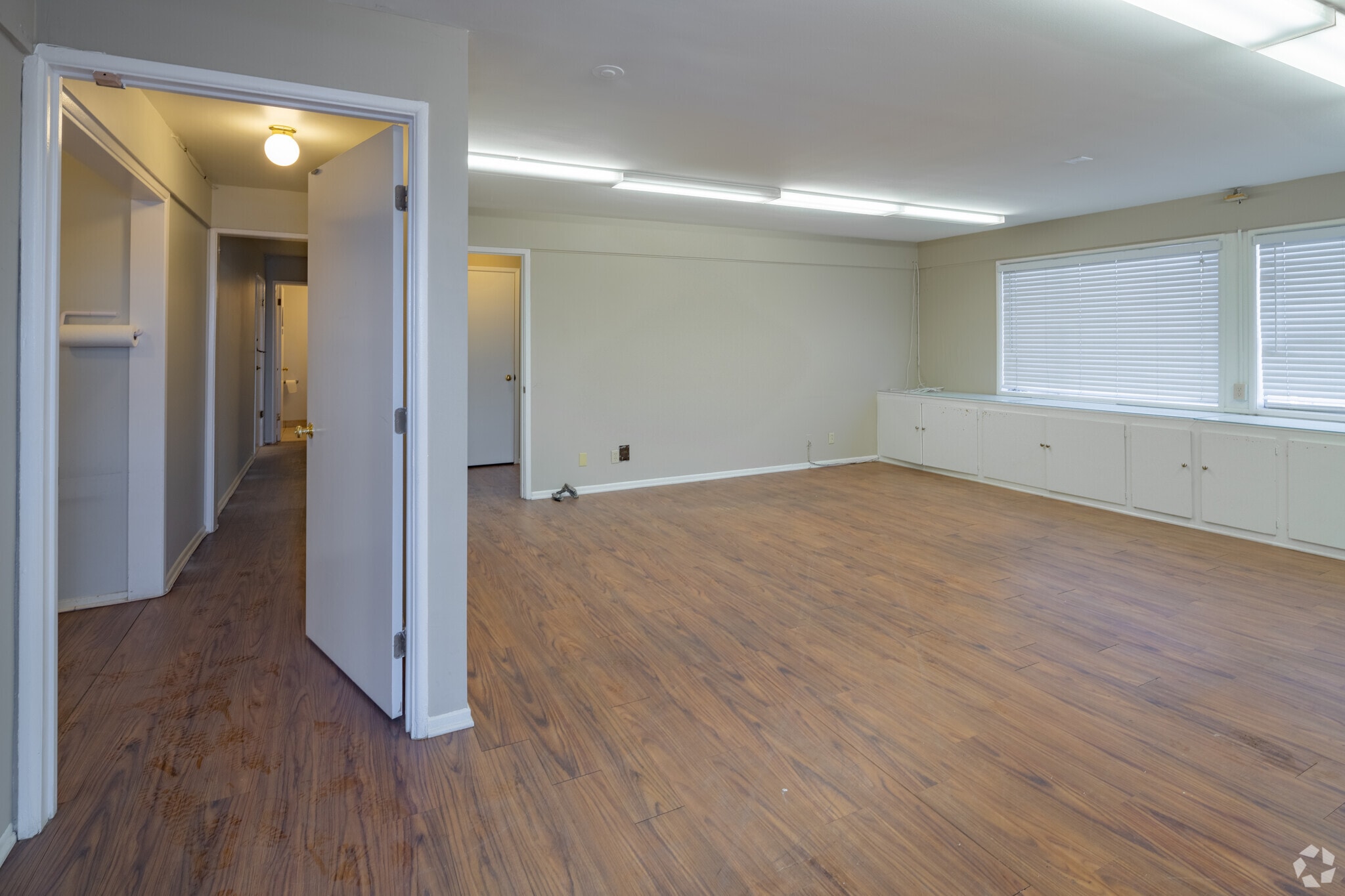923 S Prairie Ave, Inglewood, CA à louer Photo intérieure– Image 1 sur 20