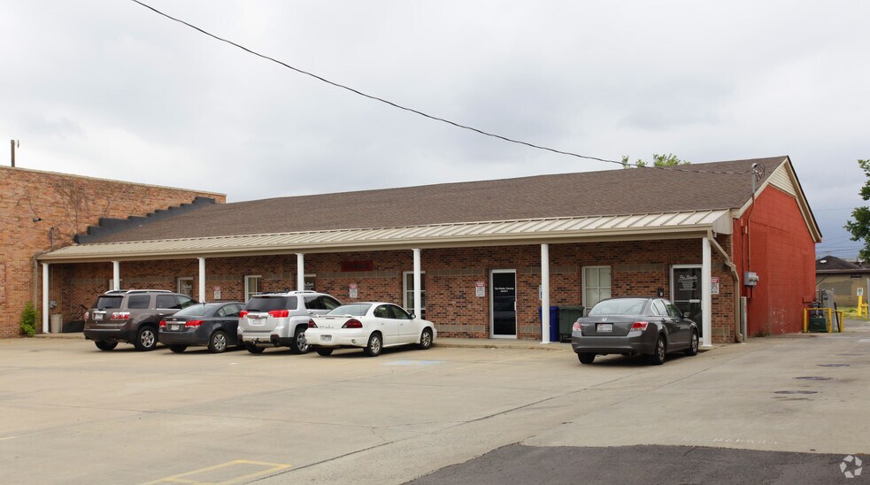 1014 Main St, Conway, AR à louer - Photo principale – Image 1 sur 2