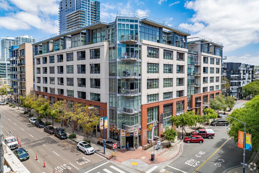 1050 Island Ave, San Diego, CA à louer - Photo de l’immeuble – Image 3 sur 5