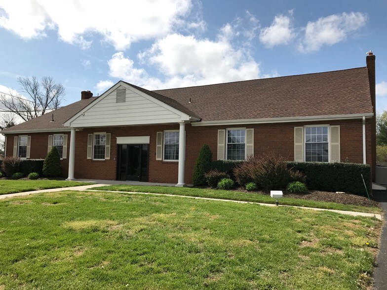 1999 Marlton Pike E, Cherry Hill, NJ à vendre - Photo principale – Image 1 sur 11