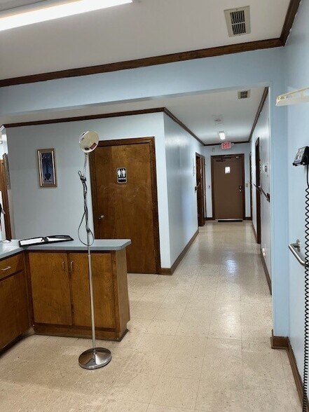 4210 E North St, Greenville, SC à louer - Photo intérieure – Image 3 sur 5