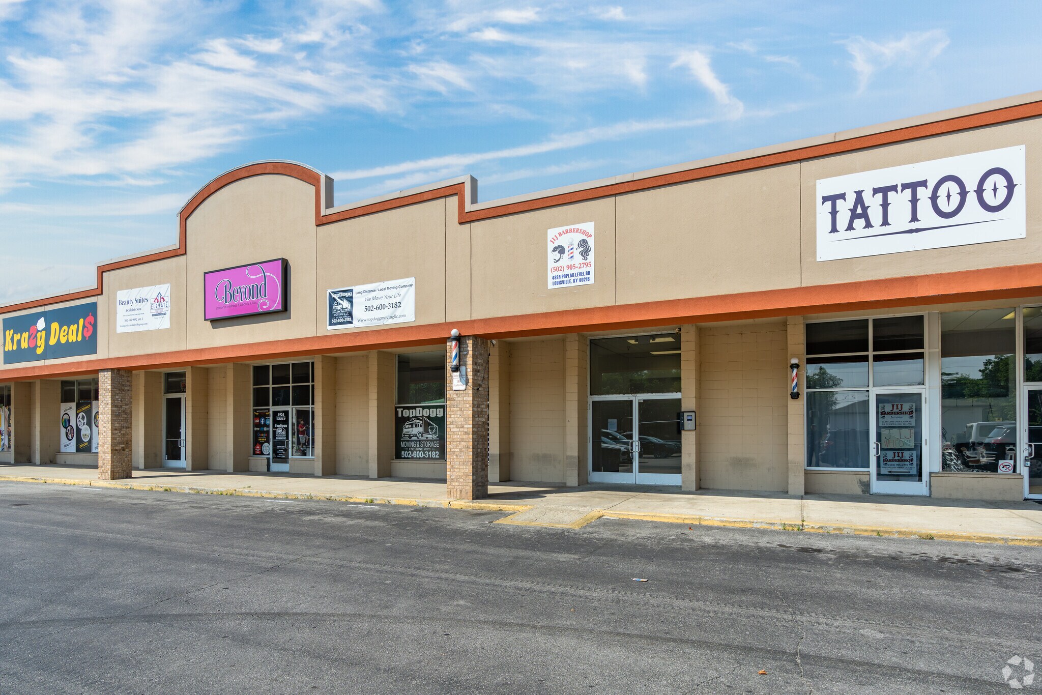 4244-4944 Poplar Level Rd, Louisville, KY à louer Photo de l’immeuble– Image 1 sur 23