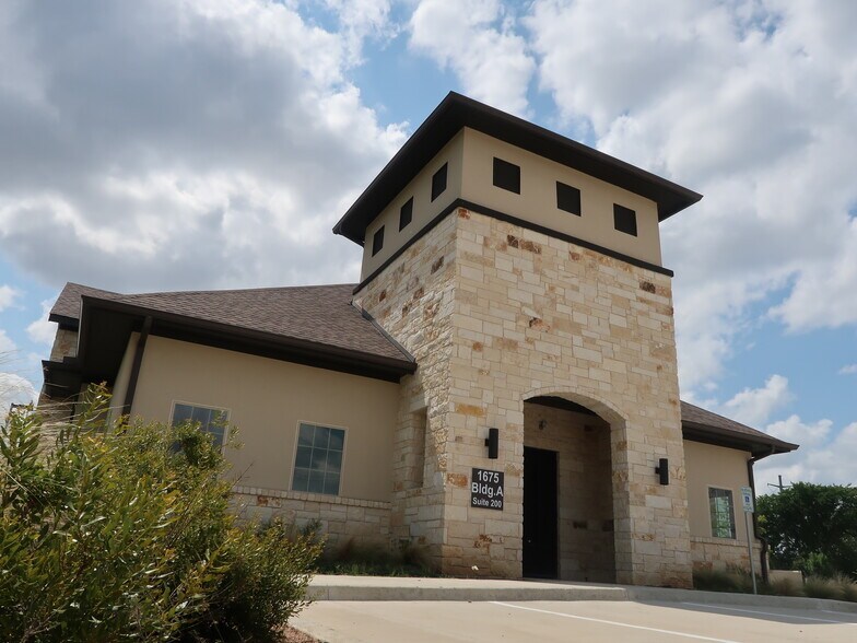 1675 N Tarrant Pkwy, Keller, TX à louer - Photo principale – Image 1 sur 3