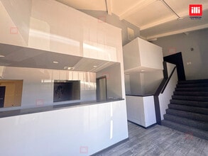 20833-20861 Ventura Blvd, Woodland Hills, CA à louer Photo intérieure– Image 1 sur 8