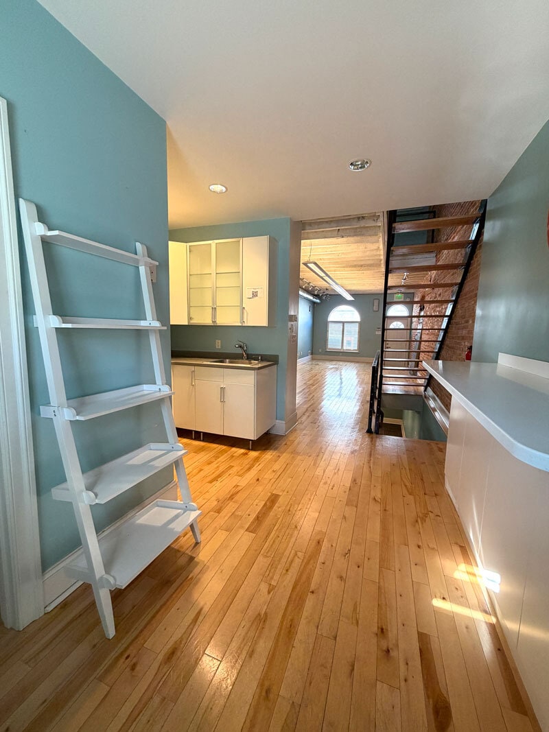 3237 Eastern Ave, Baltimore, MD à louer Photo intérieure– Image 1 sur 2