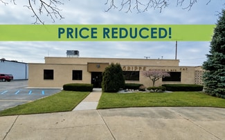 Plus de détails pour 15642 Common Rd, Roseville, MI - Industriel/Logistique à vendre