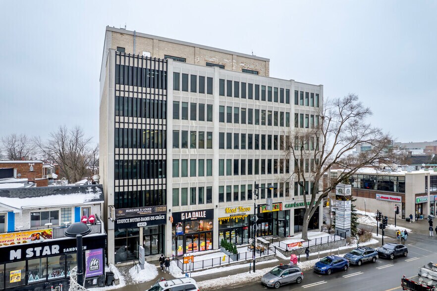 5450-5484 Ch De La Côte-Des-Neiges, Montréal, QC à louer - Photo de l’immeuble – Image 2 sur 4