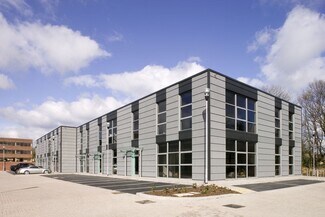 Plus de détails pour Cranmore Dr, Solihull - Bureau à vendre