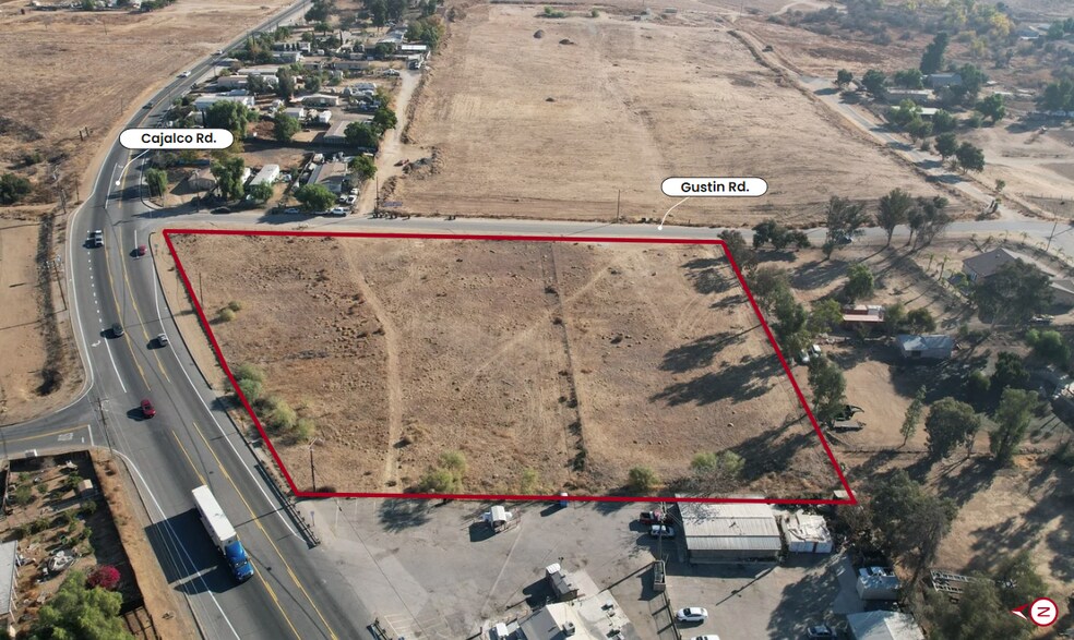 Cajalco Rd, Perris, CA à louer - Photo de l’immeuble – Image 3 sur 4