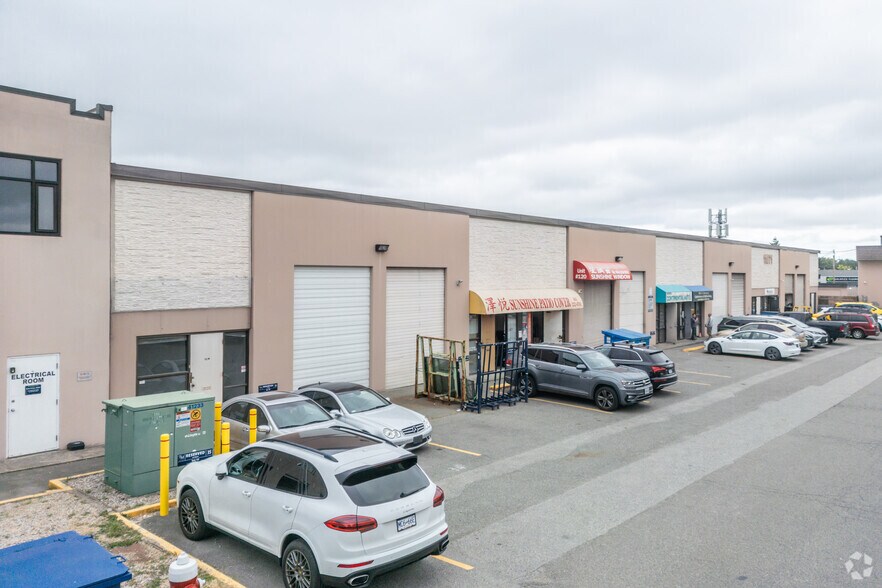 11071 Bridgeport Rd, Richmond, BC à louer - Photo principale – Image 1 sur 3