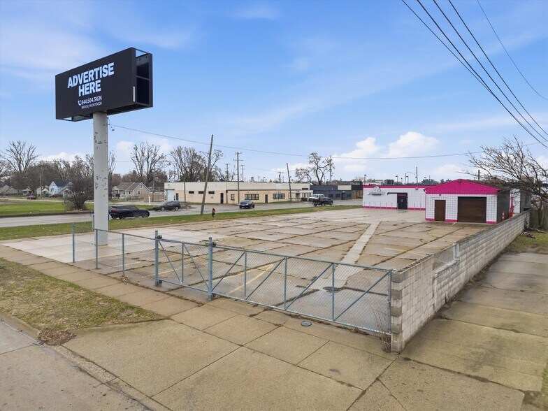 20903 Dequindre Rd, Hazel Park, MI à louer - Photo principale – Image 1 sur 26