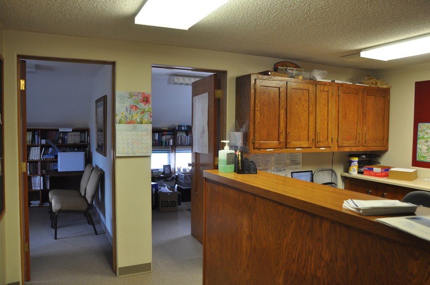 405 Broadway Ave S, Cokato, MN à vendre - Photo de l’immeuble – Image 2 sur 56