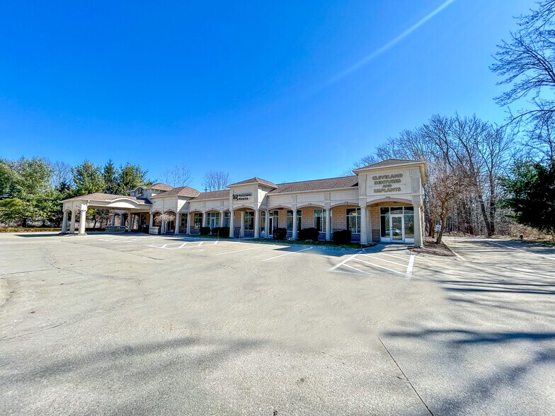 29103-29109 Center Ridge Rd, Westlake, OH à louer - Photo de l’immeuble – Image 1 sur 4