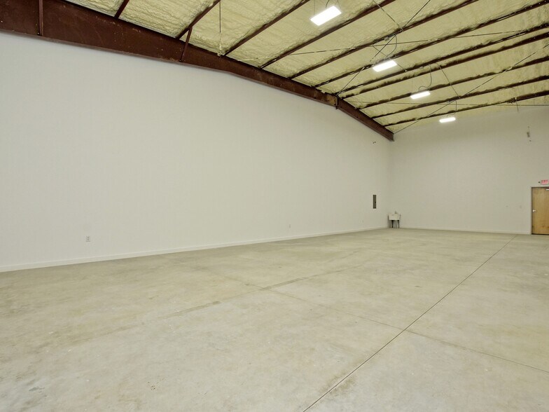 401 S Chitalpa St, Leander, TX à vendre - Photo de l’immeuble – Image 2 sur 10
