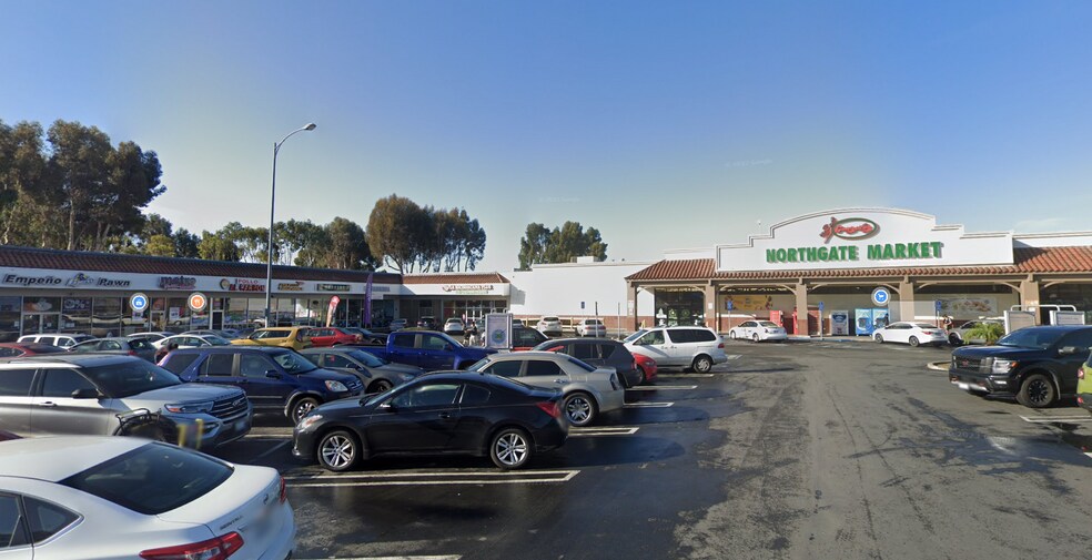 2909-2949 Coronado Ave, San Diego, CA à louer - Photo de l’immeuble – Image 2 sur 11