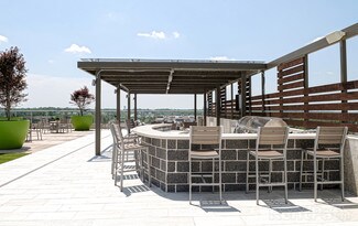 Plus de détails pour 6050 Roswell Rd NE, Sandy Springs, GA - Local commercial à louer
