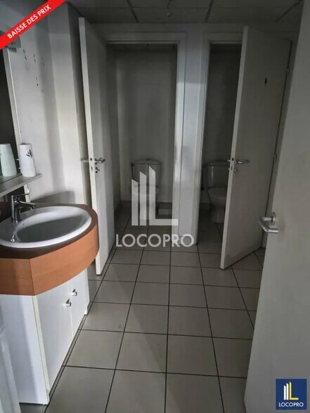 Local commercial dans Nice à louer - Photo de l’immeuble – Image 3 sur 5
