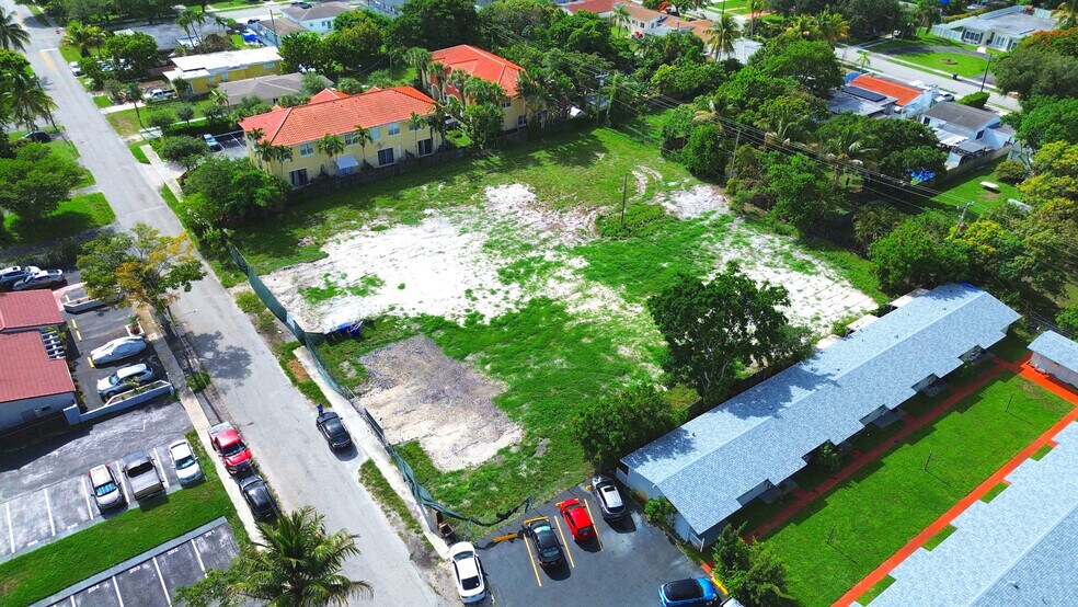 2630 Pierce St, Hollywood, FL à vendre - Photo de l’immeuble – Image 2 sur 26