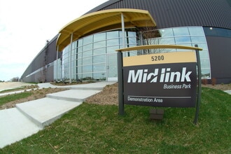 5200 E Cork St, Kalamazoo, MI à louer Photo de l’immeuble– Image 2 sur 17