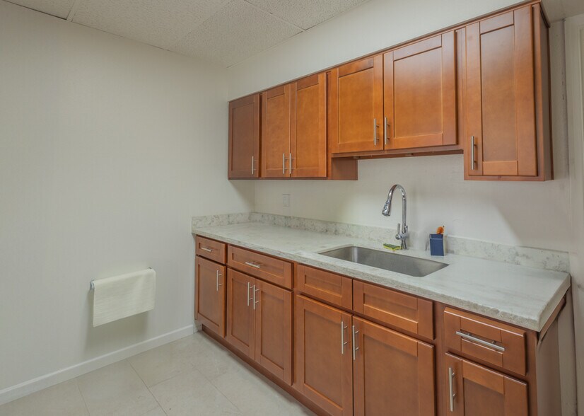1095 E Indian School Rd, Phoenix, AZ à vendre - Photo de l’immeuble – Image 3 sur 13