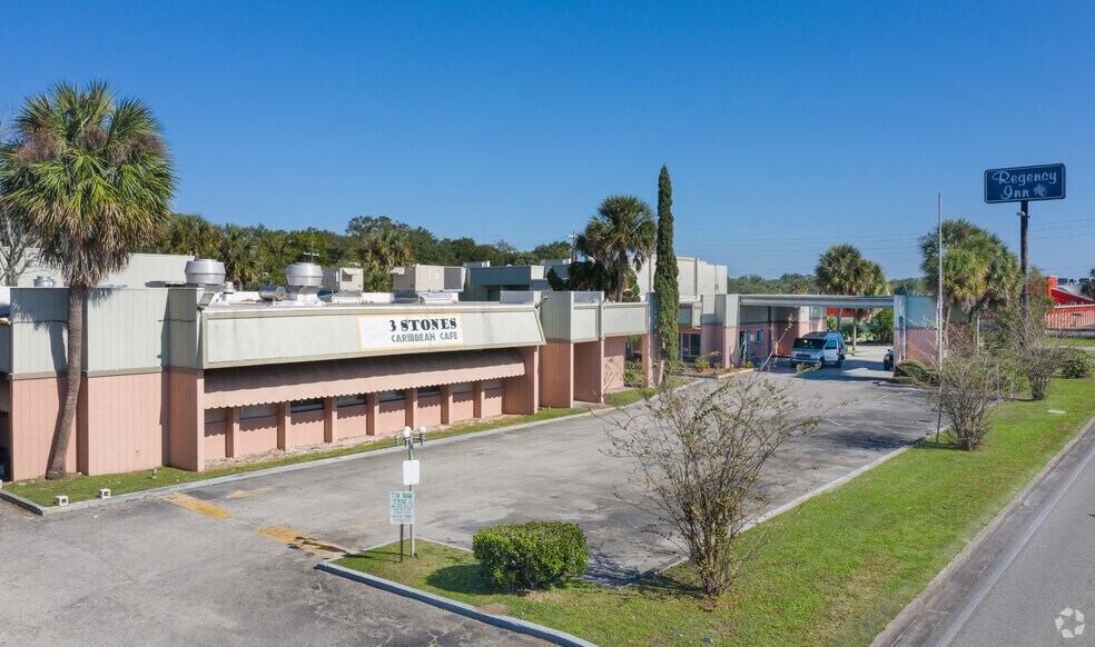 6237 Arlington Expy, Jacksonville, FL à vendre - Photo de l’immeuble – Image 2 sur 7