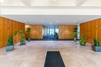 4925 Independence Pky, Tampa, FL à louer Photo intérieure– Image 2 sur 5
