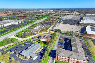 195 N Milwaukee Ave, Vernon Hills, IL - Vue aérienne vue de carte