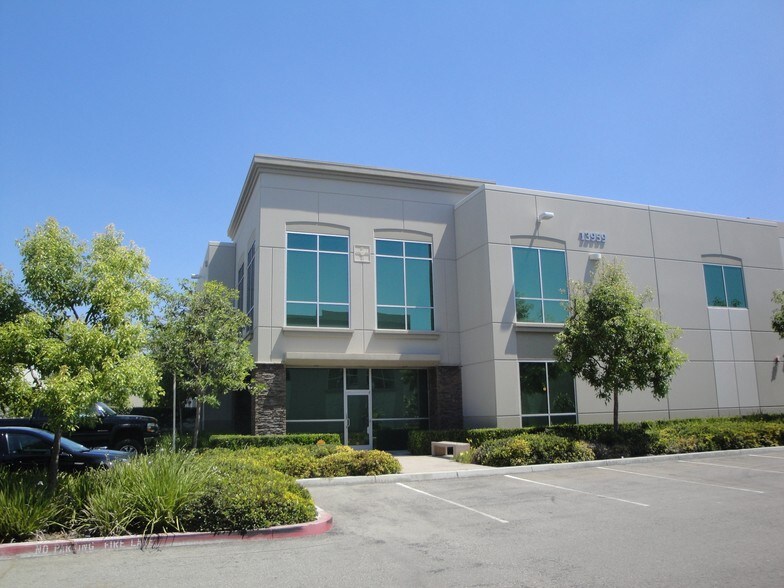 13959 Central Ave, Chino, CA à louer - Photo de l’immeuble – Image 3 sur 18