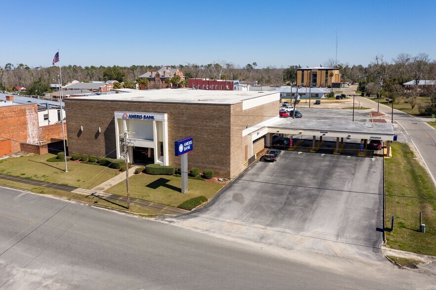 16763 S Pear St, Blountstown, FL à vendre - Photo de l’immeuble – Image 2 sur 5