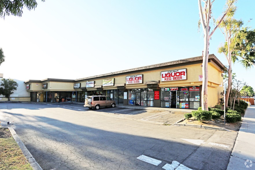 420-432 W La Habra Blvd, La Habra, CA à louer - Photo principale – Image 2 sur 11